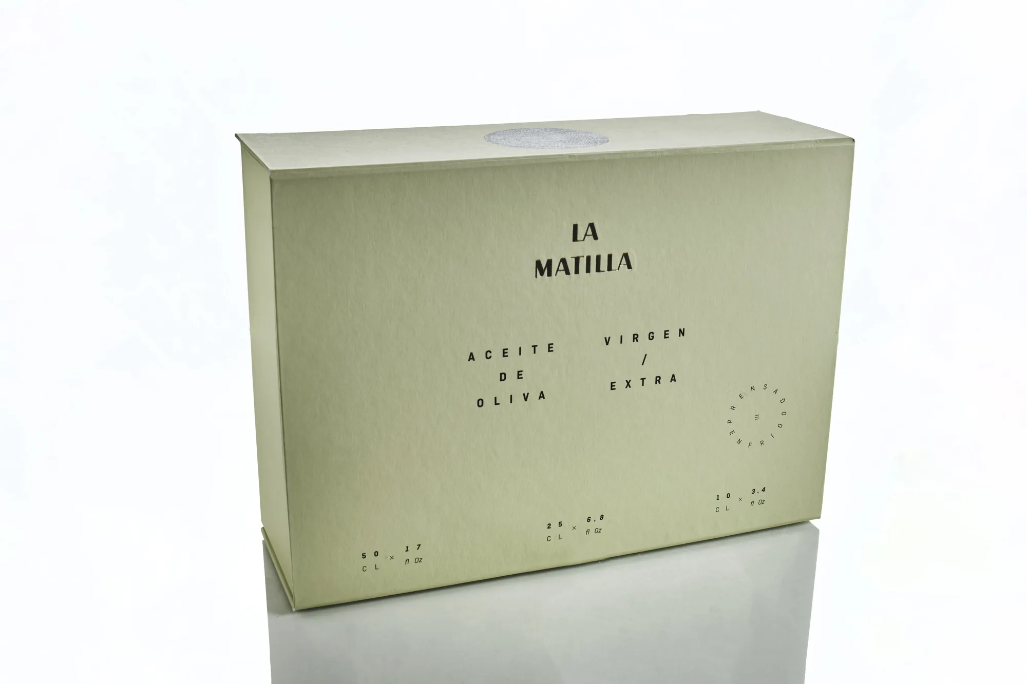 Detalle del estuche de Caja cerámica y lata de La Matilla